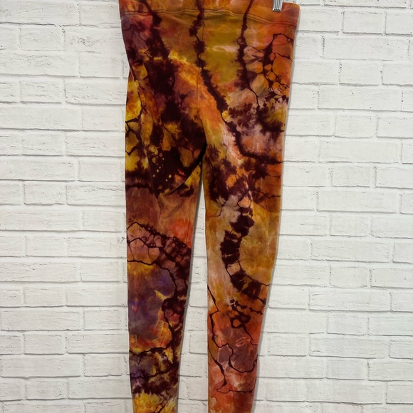 Reverse tie dye geode leggings. Fall colors small. - Picture 7 of 10